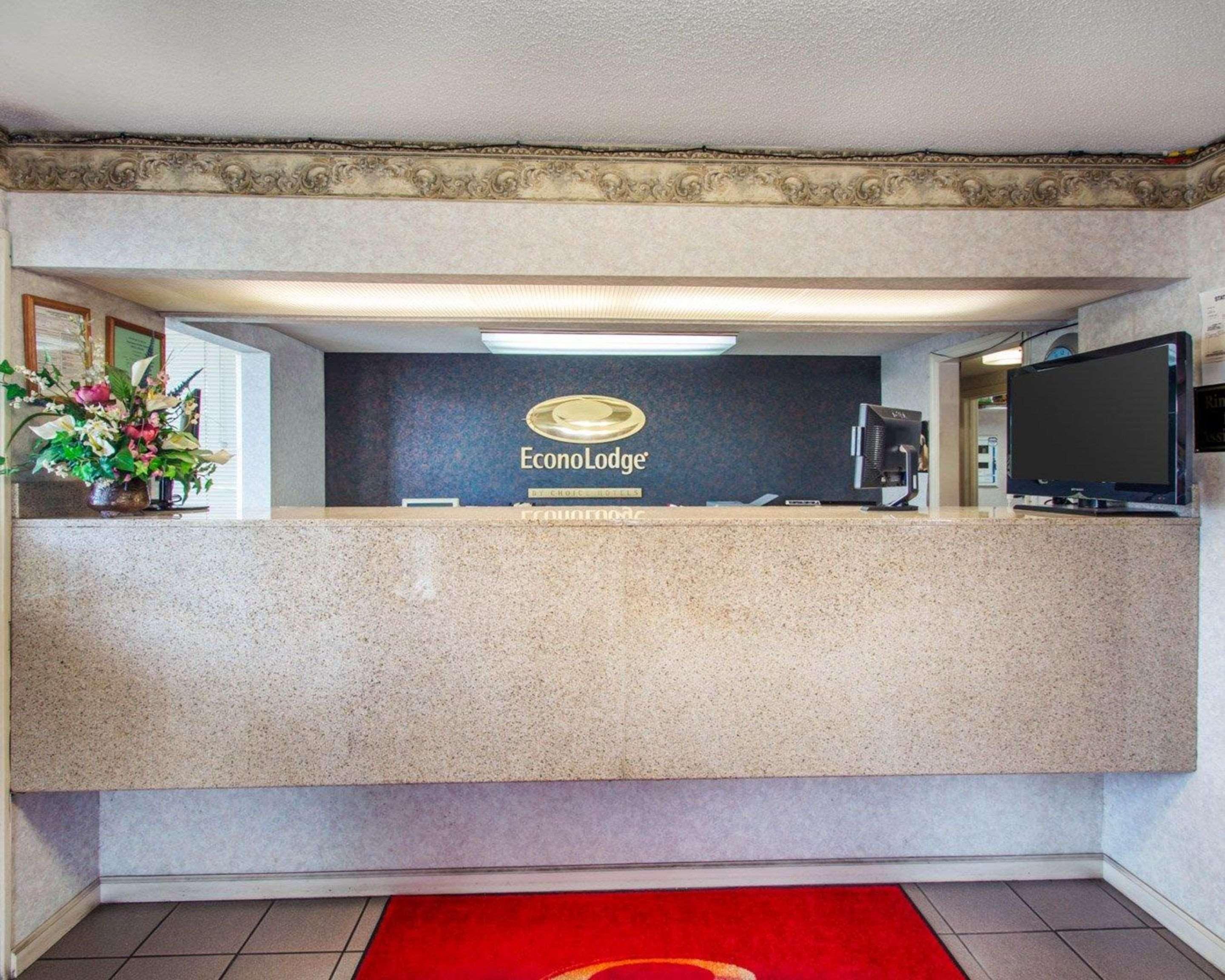 Econo Lodge Troy Exterior foto